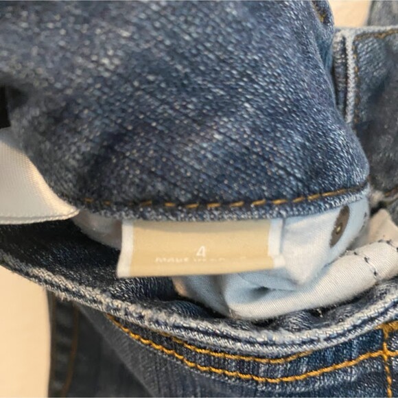 Michael Kors Women's Gold Metal Back Label Size 4 - Picture 4 of 6